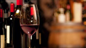 Cave à vin : S’équiper avec une cave à vin chez vous ? La vraie bonne idée pour les amateurs de vin