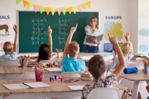 Comment préparer un enfant à sa première rentrée scolaire ?