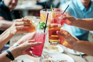 Quel est l’alcool le moins calorique que l’on peut boire l’été ?