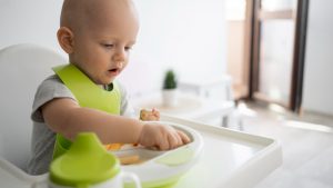 Régime alimentaire d’un bébé de 6 mois : recettes et conseils